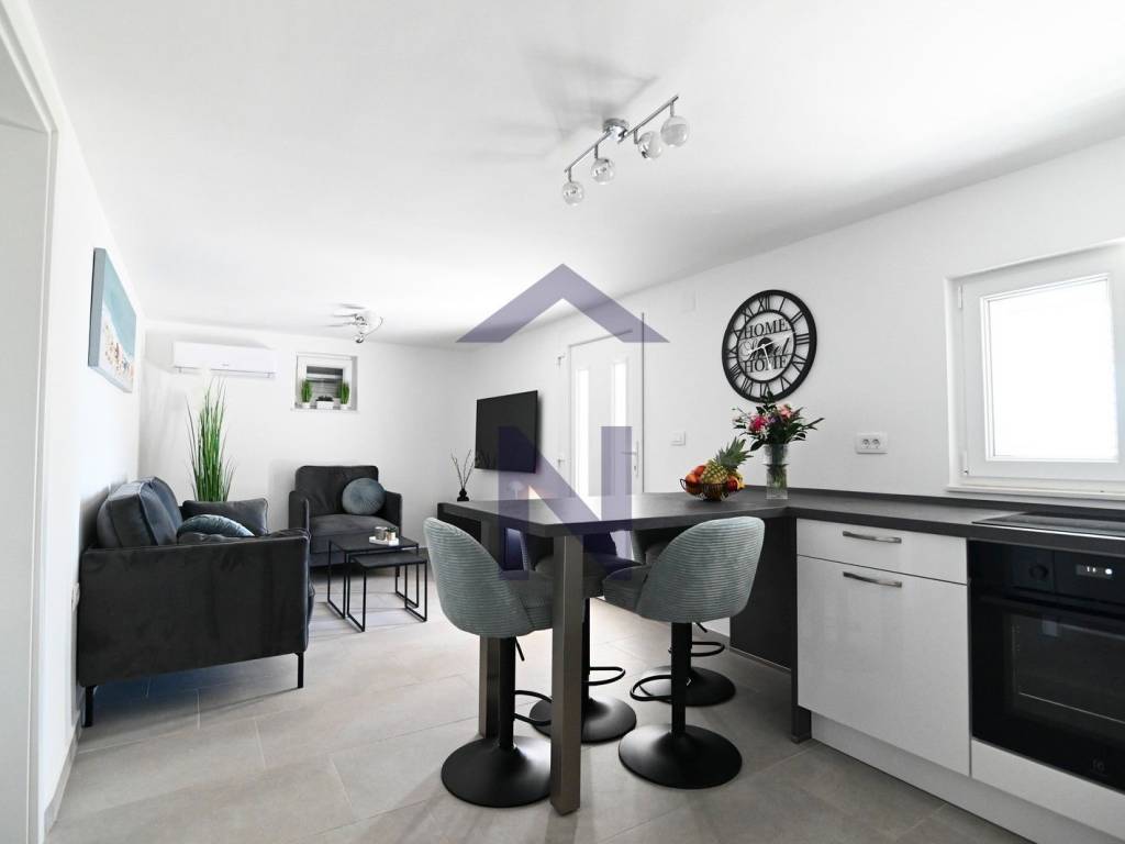 Vila, Prodaja, Karlobag, Cesarica