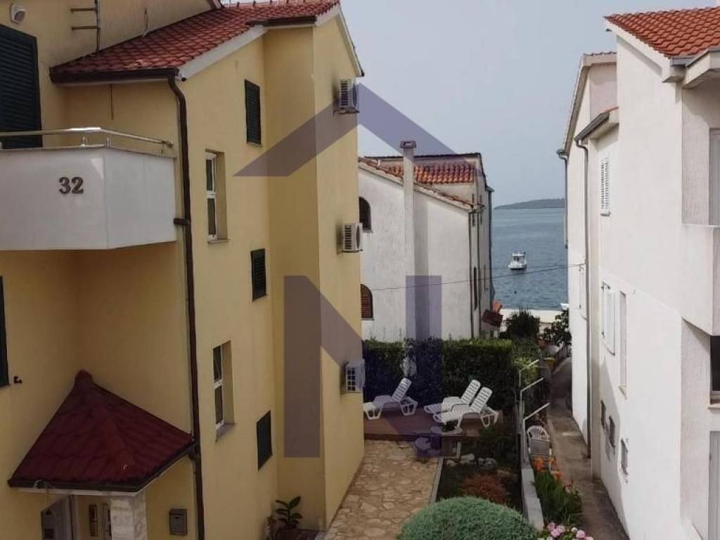 Apartmanska zgrada, Prodaja, Šibenik - Okolica, Brodarica