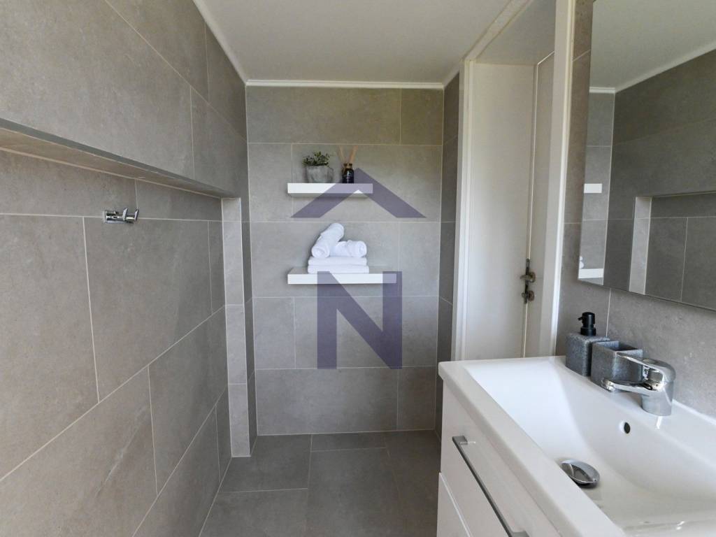 Vila, Prodaja, Karlobag, Cesarica