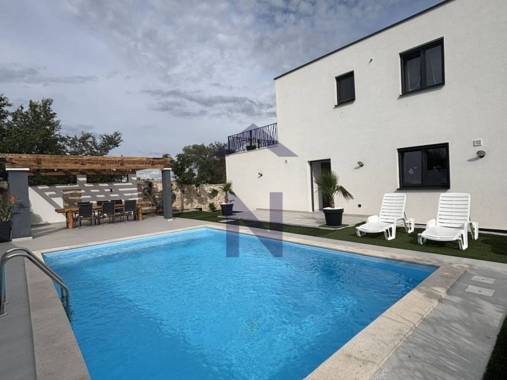 Samostojeća kuća, Prodaja, Poličnik, Poličnik