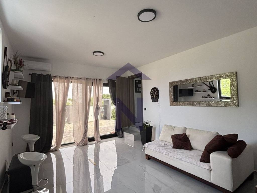 Samostojeća kuća, Prodaja, Poličnik, Poličnik