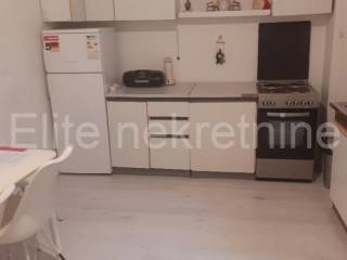 Stan u zgradi, Najam, Rijeka, Centar