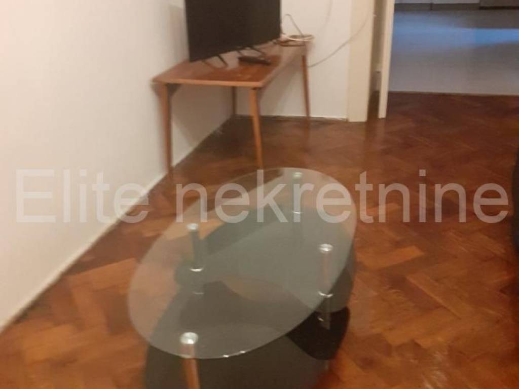 Stan u zgradi, Najam, Rijeka, Centar