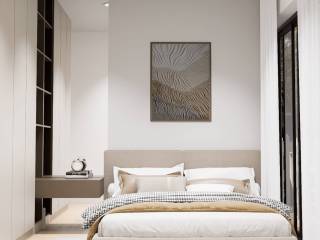 Enough space for a large wardrobe.