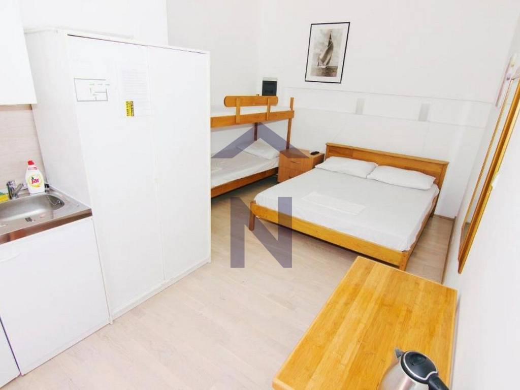 Apartmanska kuća, Prodaja, Novalja, Gajac