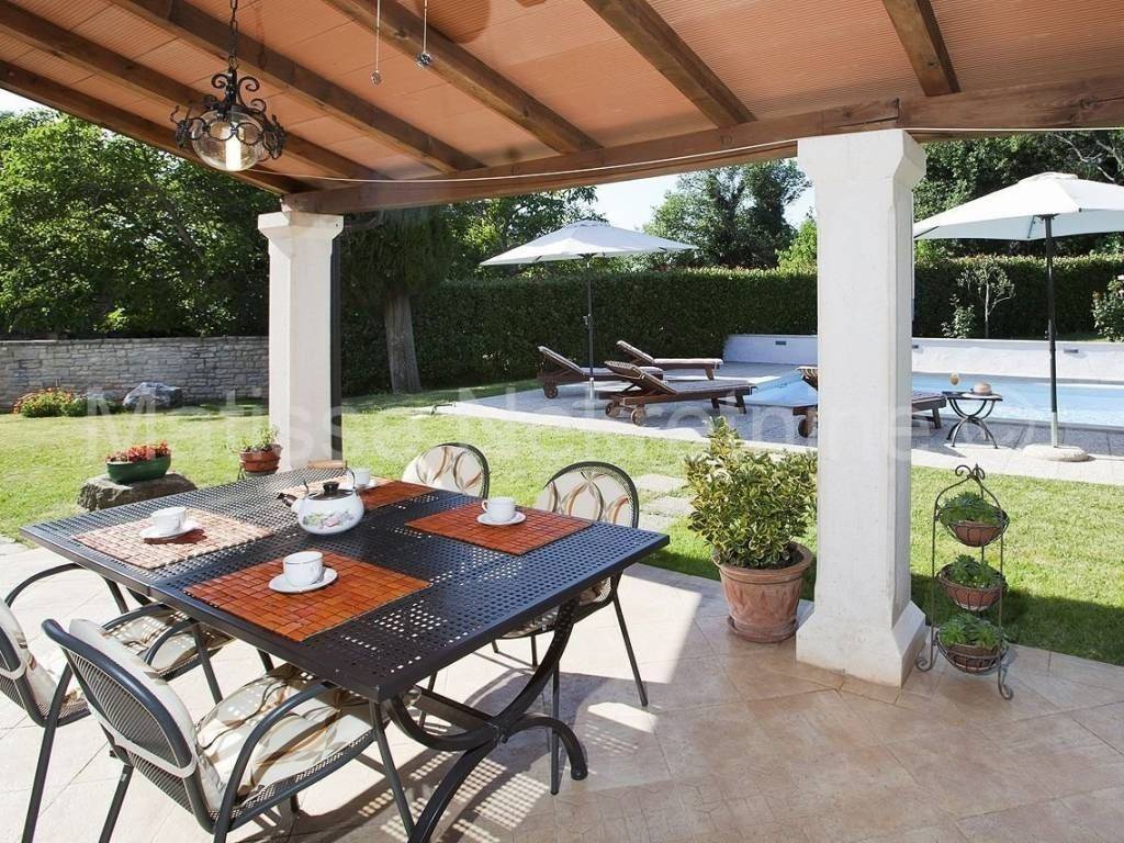 Vila, Prodaja, Barban, Rebići