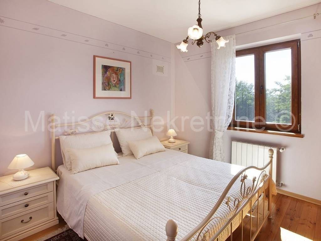 Vila, Prodaja, Barban, Rebići