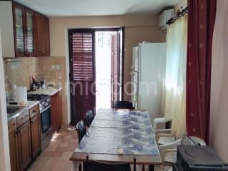 Samostojeća kuća, Prodaja, Okrug, Okrug Gornji