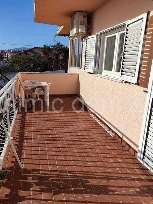 Samostojeća kuća, Prodaja, Okrug, Okrug Gornji