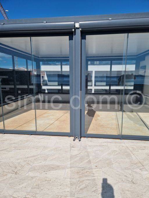 Apartman na moru, Prodaja, Okrug, Okrug Gornji