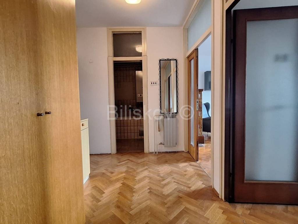 Stan u zgradi, Najam, Zagreb, Gornji Grad - Medveščak