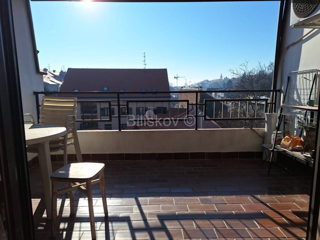 Stan u zgradi, Najam, Zagreb, Gornji Grad - Medveščak