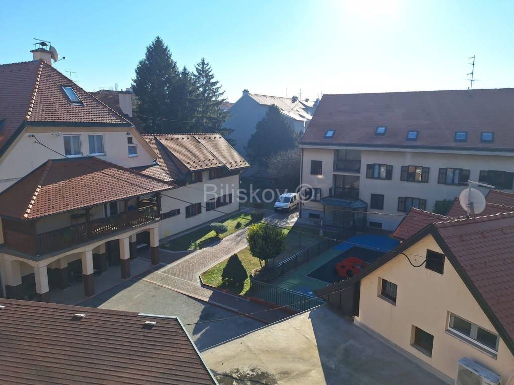 Stan u zgradi, Najam, Zagreb, Gornji Grad - Medveščak