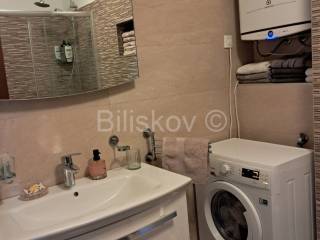 Stan u zgradi, Najam, Split, Split