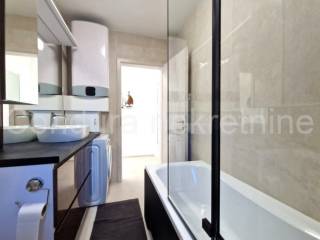 Apartman na moru, Prodaja, Vir, Vir