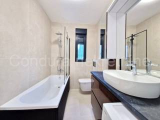 Apartman na moru, Prodaja, Vir, Vir