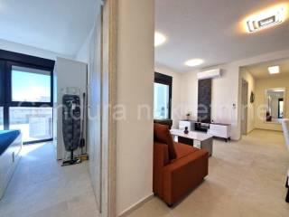 Apartman na moru, Prodaja, Vir, Vir