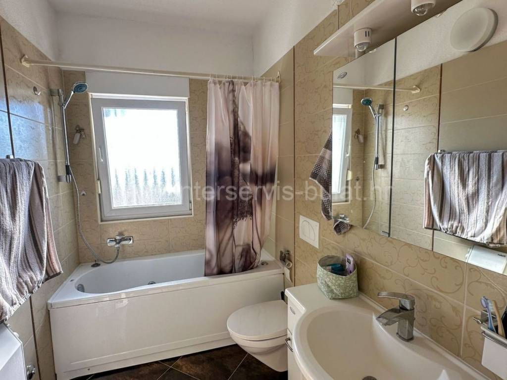 Dvojna kuća, Prodaja, Vodice, Vodice