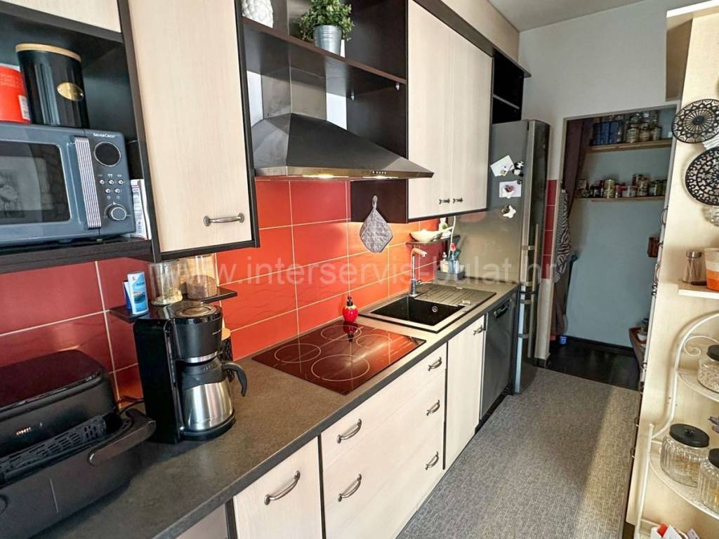 Dvojna kuća, Prodaja, Vodice, Vodice