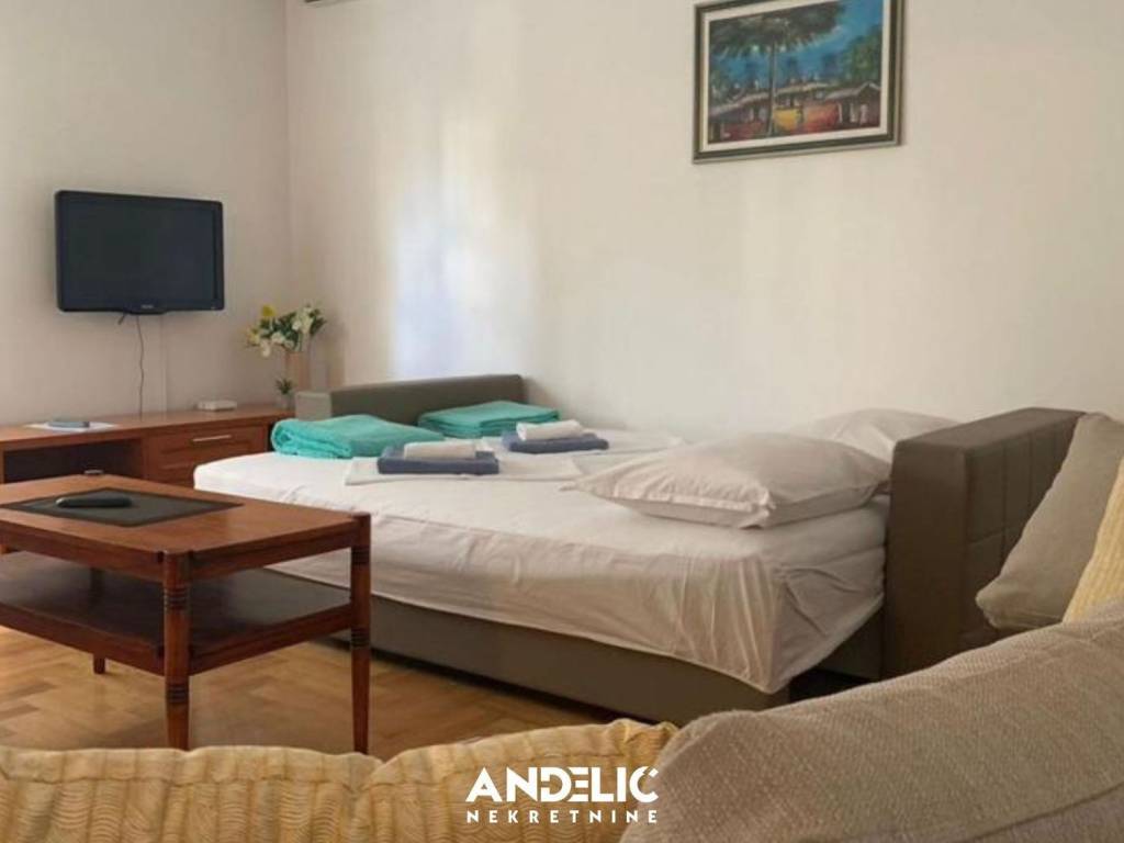 Stan u kući, Najam, Split, Split