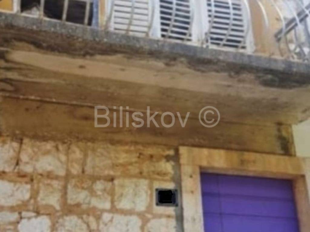 Dvojna kuća, Prodaja, Vis, Vis