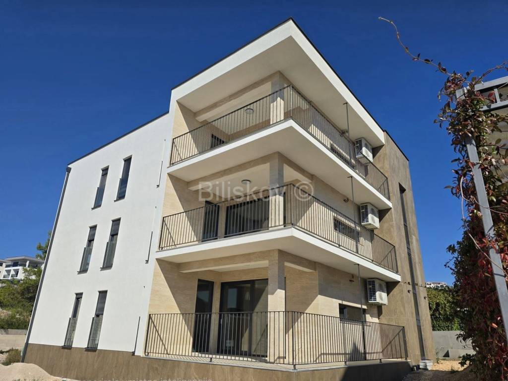 Stan u zgradi, Prodaja, Rogoznica, Rogoznica