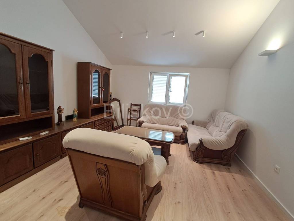 Stan u kući, Najam, Split, Split