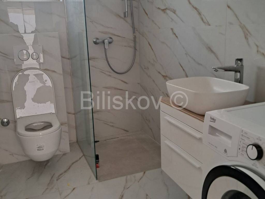 Stan u kući, Najam, Split, Split