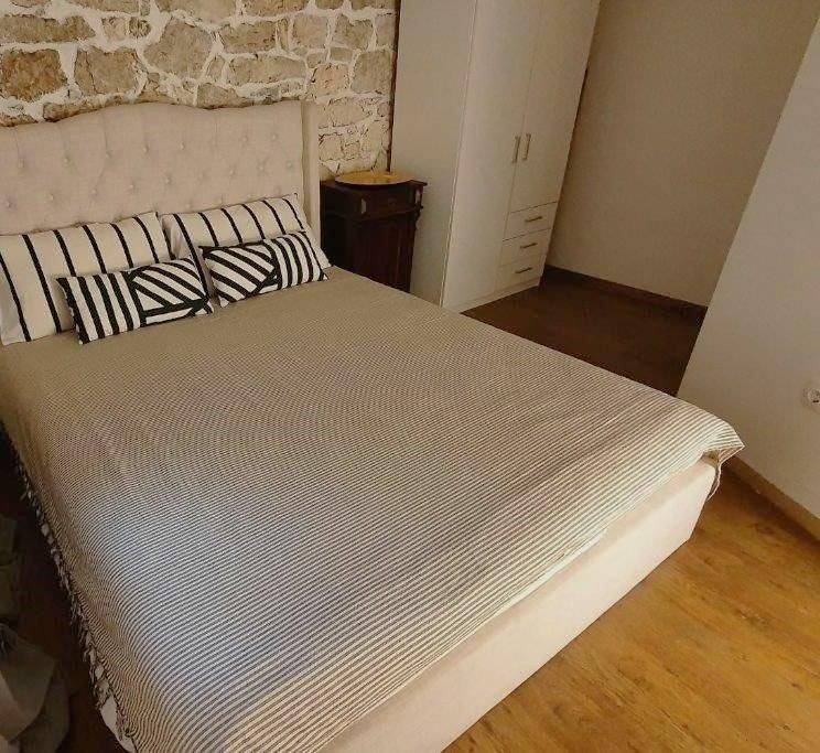 Kamena kuća, Prodaja, Poreč, Poreč