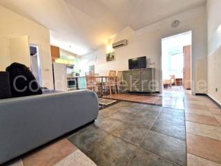 Apartman na moru, Prodaja, Vir, Vir