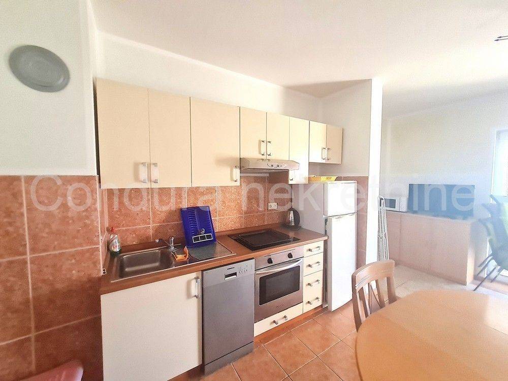 Apartman na moru, Prodaja, Vir, Vir