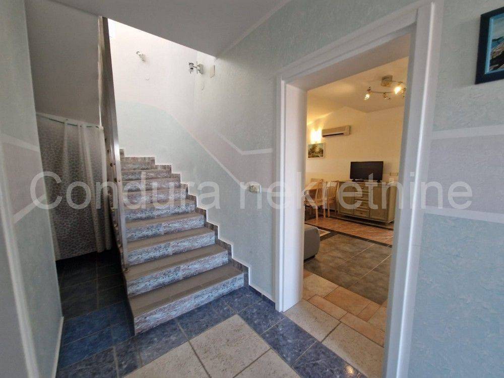 Apartman na moru, Prodaja, Vir, Vir