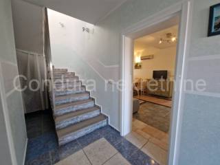 Apartman na moru, Prodaja, Vir, Vir