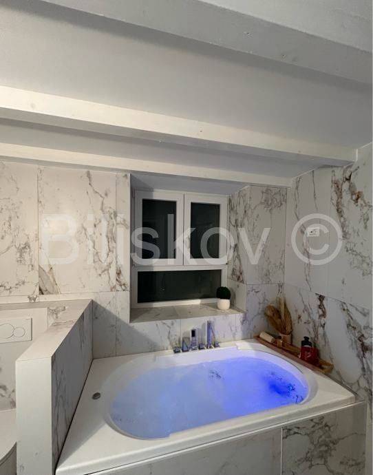 Dvojna kuća, Prodaja, Kaštela, Kaštel Štafilić