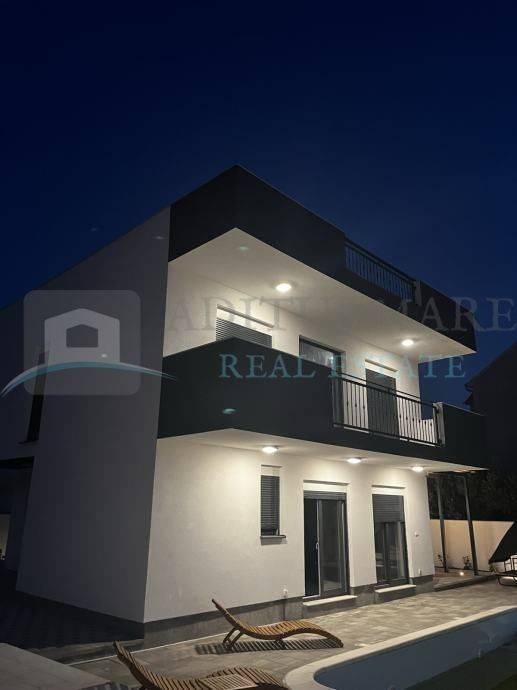 Luksuzna vila, Prodaja, Vodice, Vodice