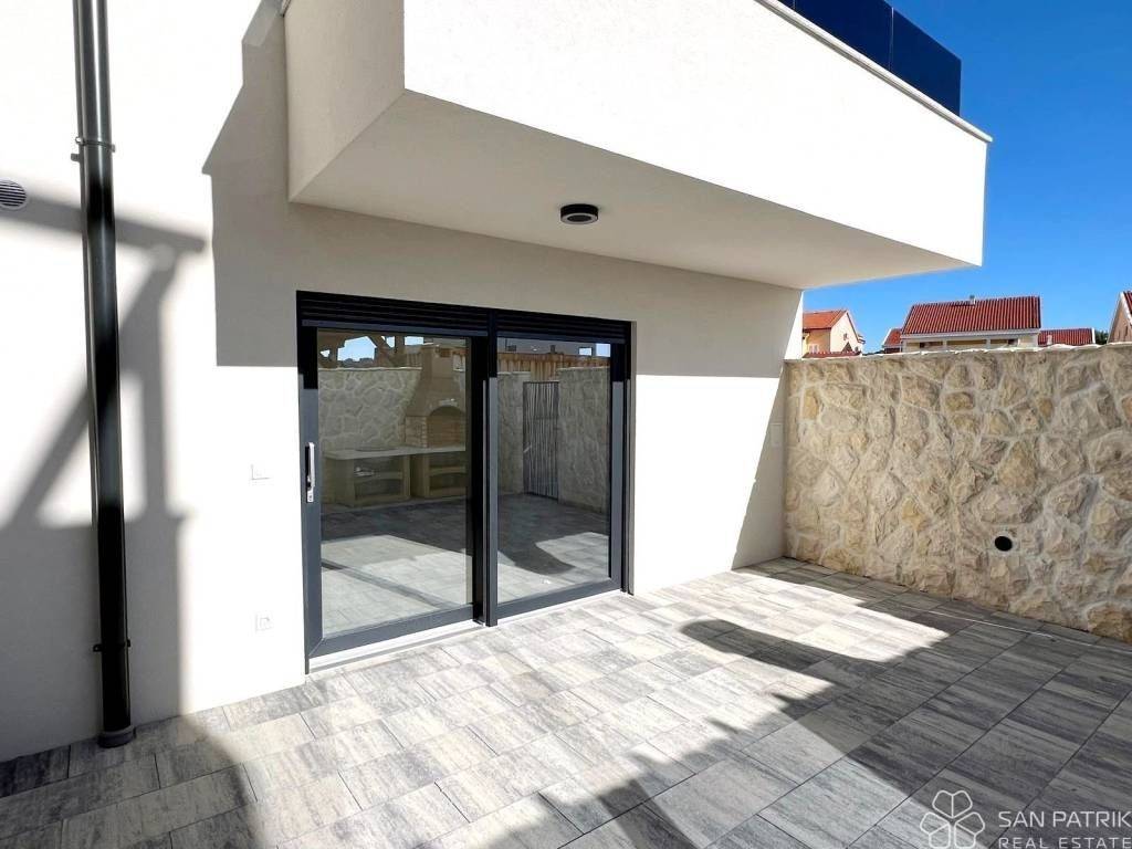 Flat in a new building, Sale, Povljana, Povljana