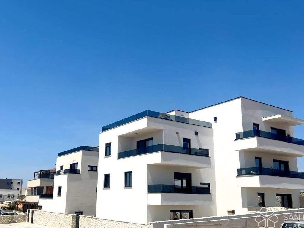 Flat in a new building, Sale, Povljana, Povljana