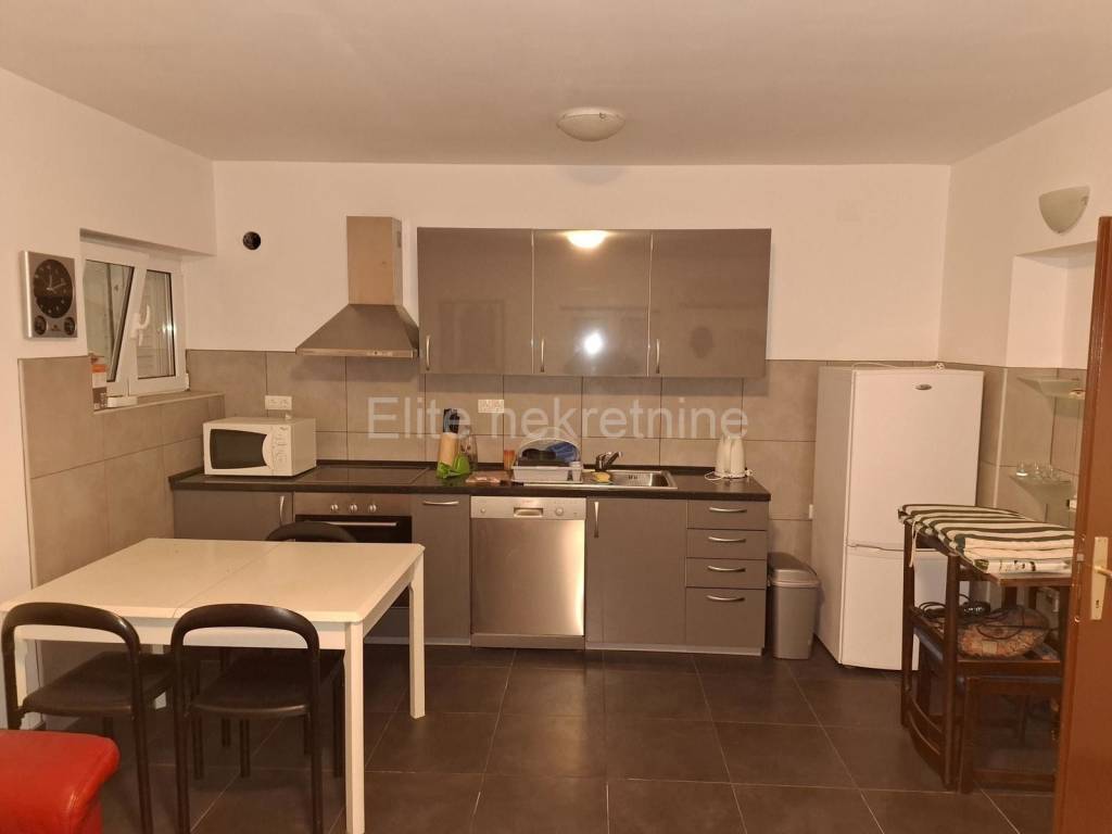 Stan u kući, Prodaja, Crikvenica, Crikvenica