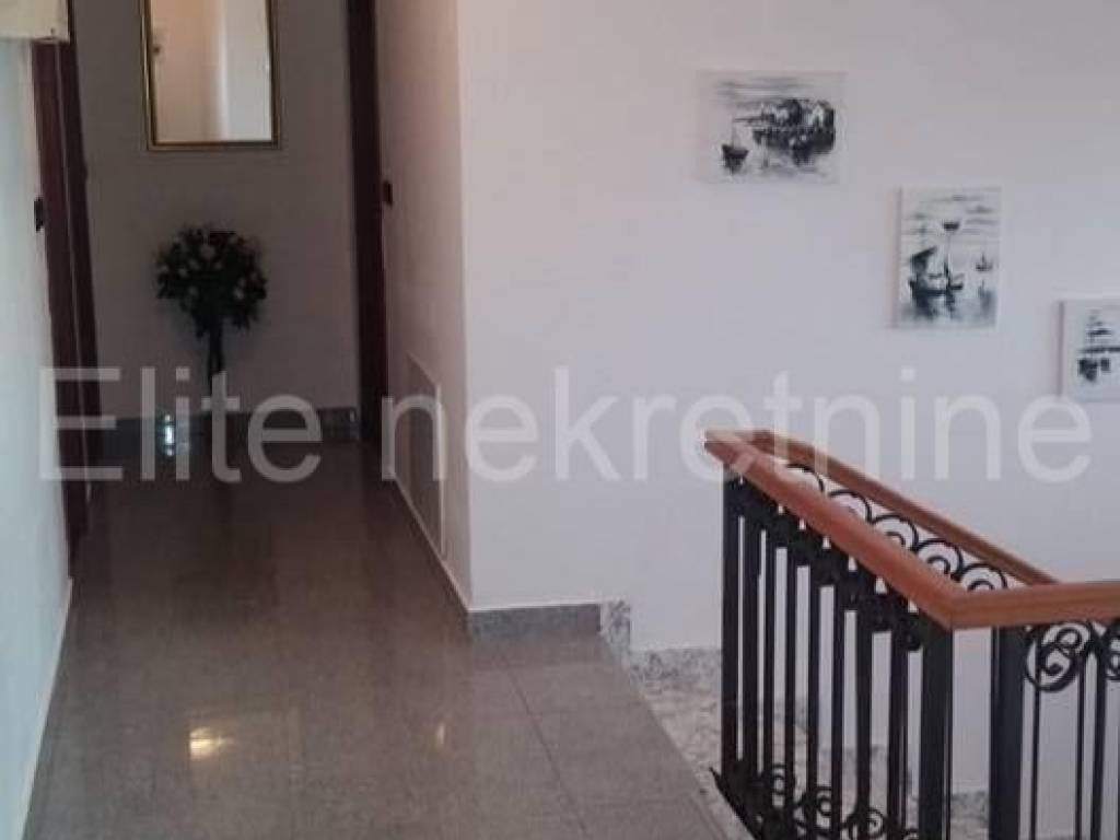 Obiteljski hotel, Prodaja, Medulin, Medulin