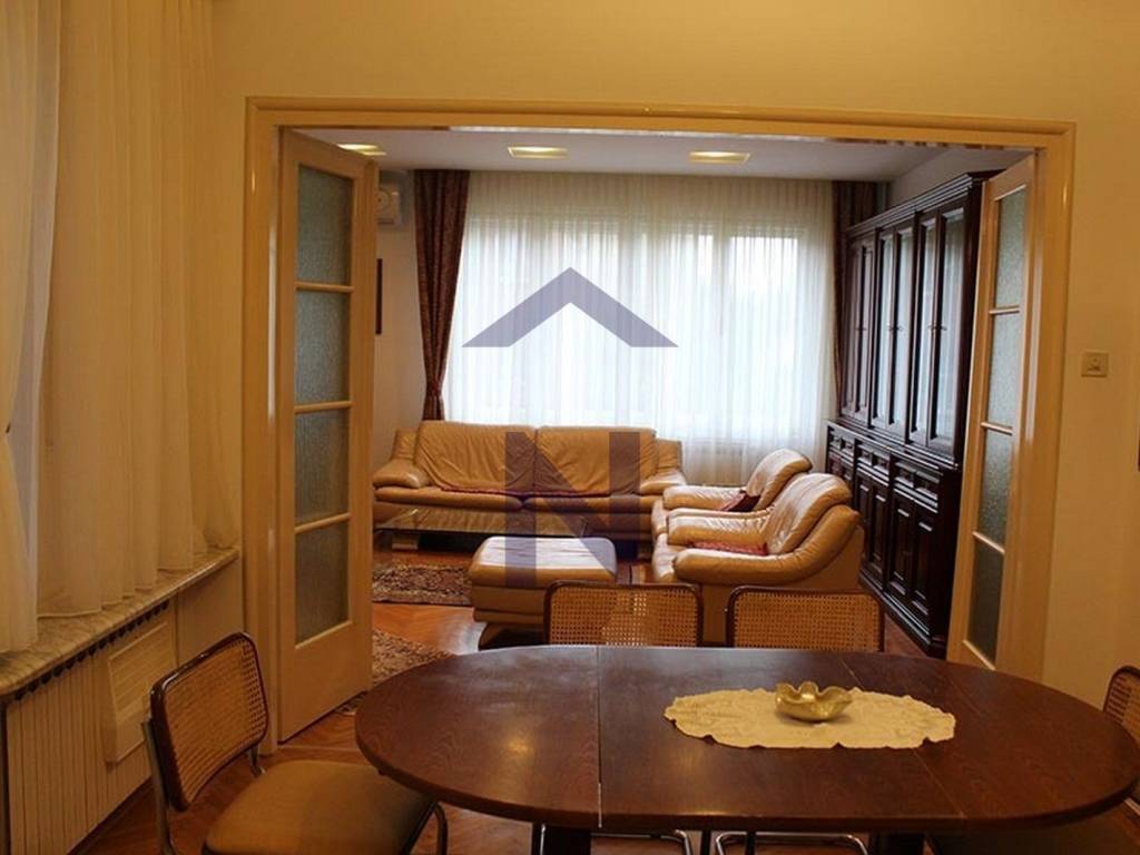 Stan u zgradi, Najam, Zagreb, Gornji Grad - Medveščak