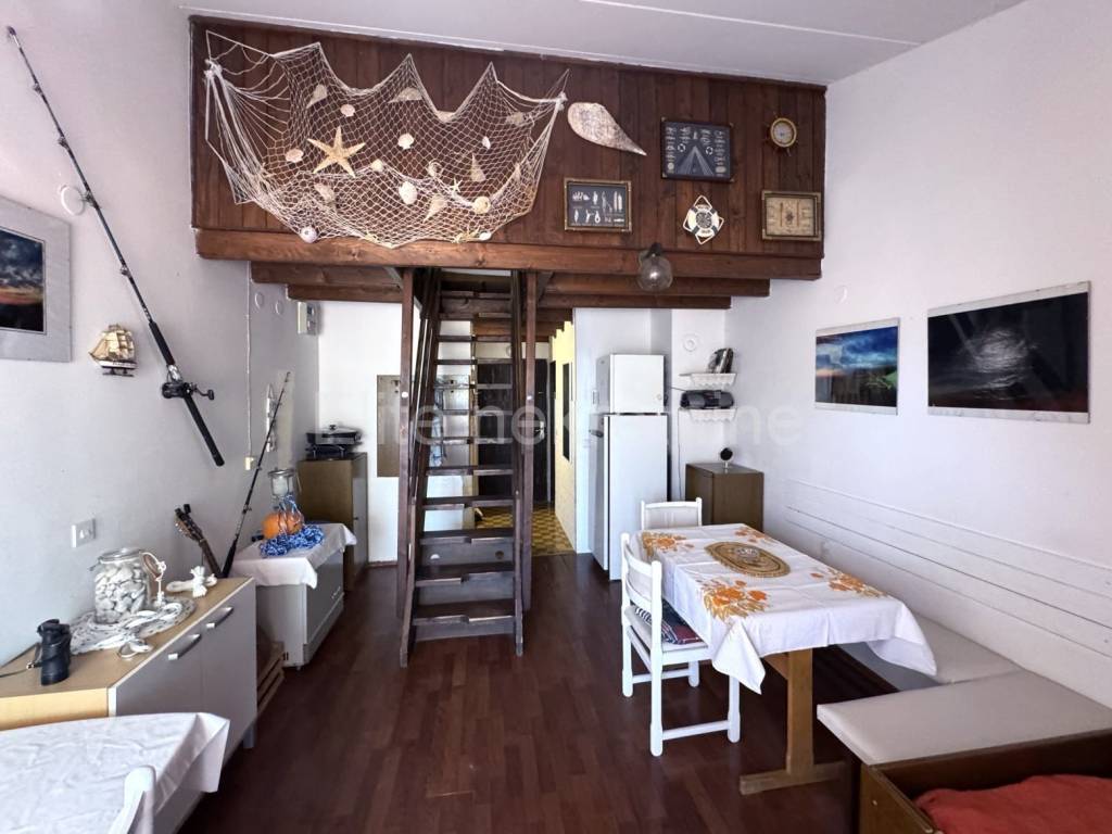 Stan u zgradi, Prodaja, Cres, Miholašćica