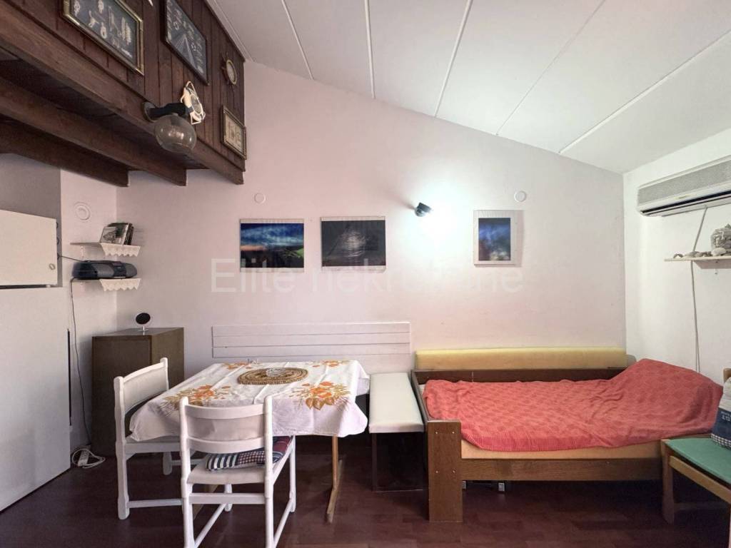 Stan u zgradi, Prodaja, Cres, Miholašćica