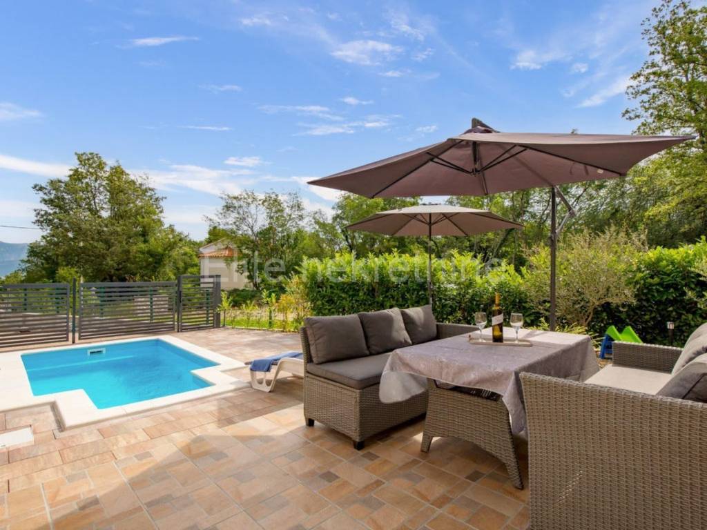 Dvojna kuća, Prodaja, Dobrinj, Hlapa