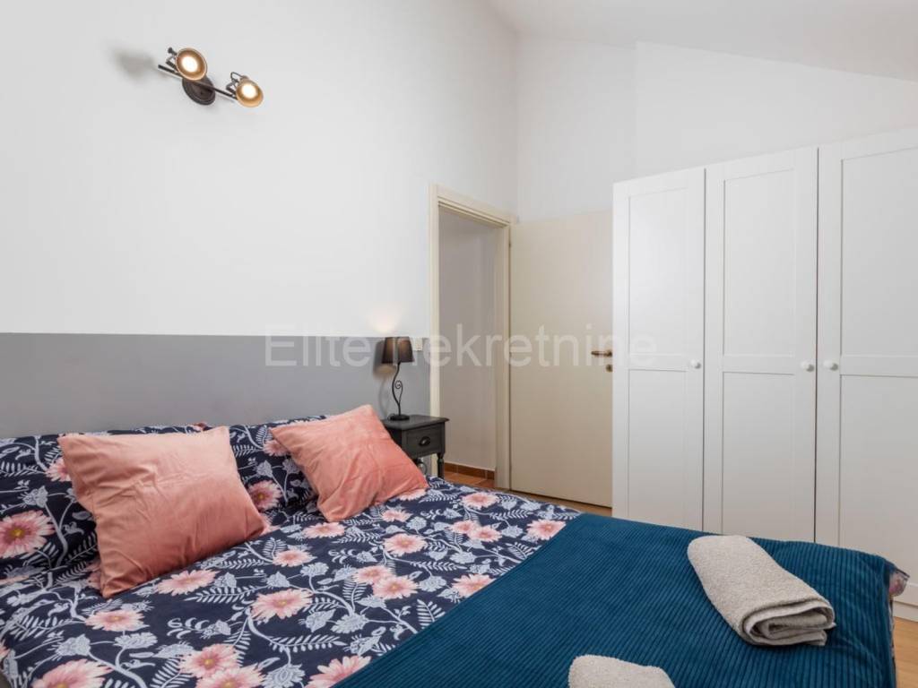 Dvojna kuća, Prodaja, Dobrinj, Hlapa