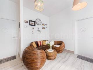 Stan u zgradi, Prodaja, Pula, Pula