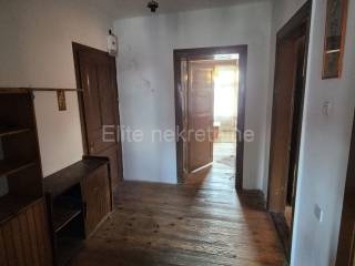 Stan u starijoj zgradi, Prodaja, Vrbovsko, Vrbovsko
