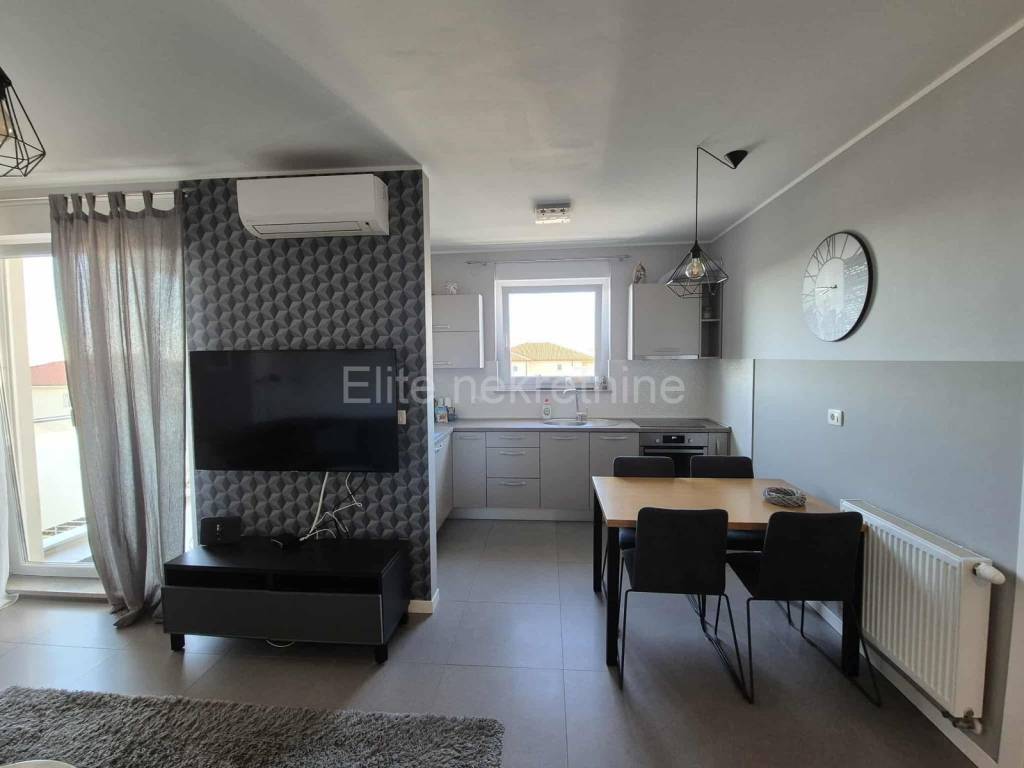 Stan u novogradnji, Najam, Rijeka, Zapad