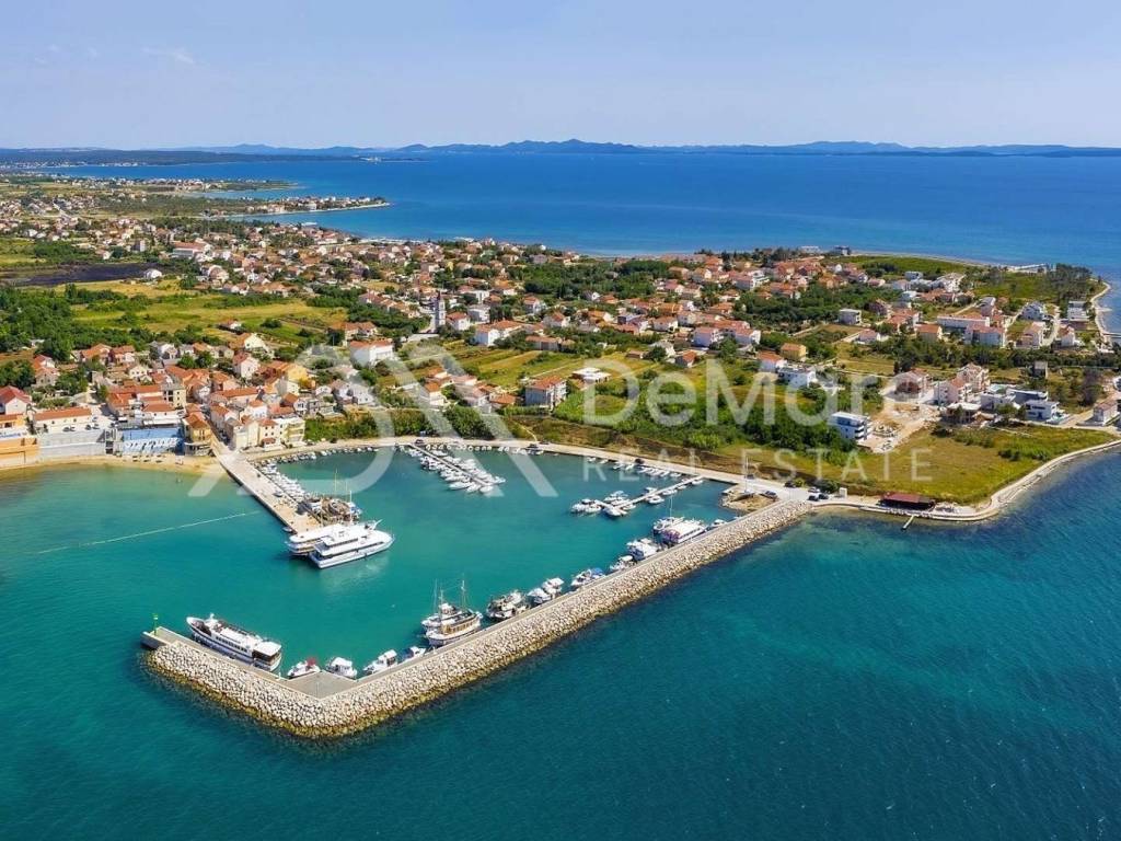 Apartman na moru, Prodaja, Privlaka, Privlaka