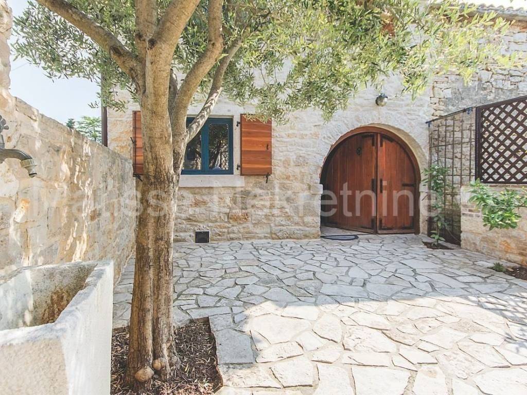 Kamena kuća, Prodaja, Marčana, Krnica