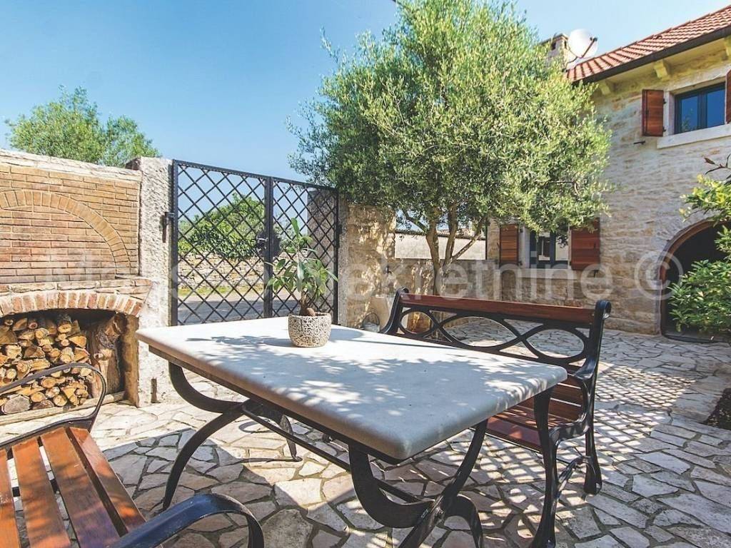 Kamena kuća, Prodaja, Marčana, Krnica